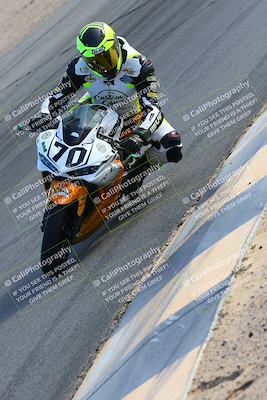 media/Jan-14-2022-Apex Assassins (Fri) [[4609ad47be]]/Trackday 1/Session 5/Turn 10 Inside/